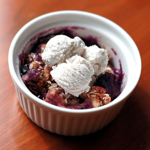 Ginger Pear Blueberry Crisp