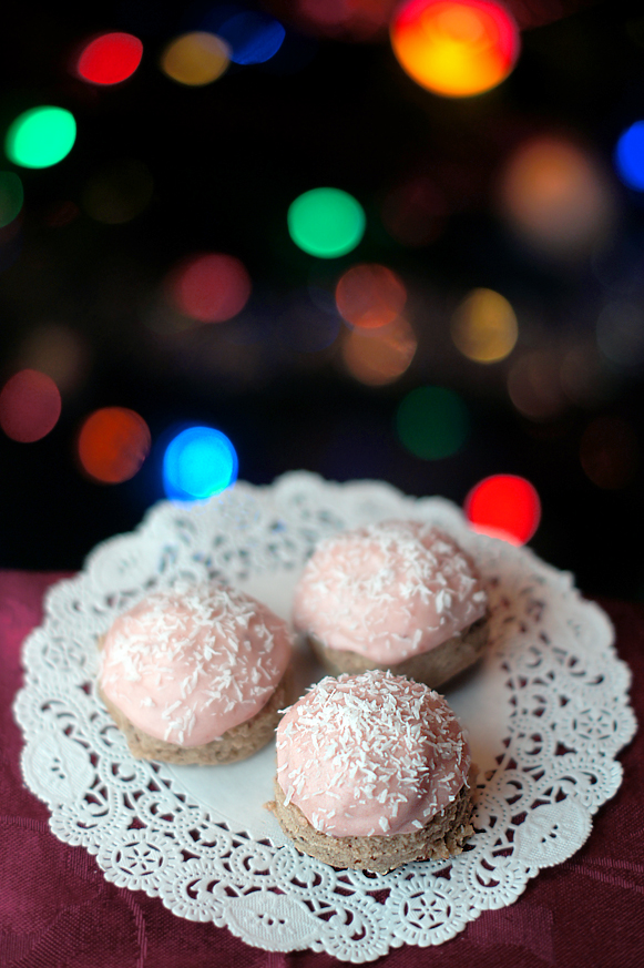 Traditional Christmas Cookie - Angel Pillow