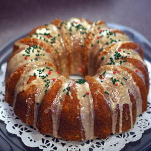 Easy Egg Nog Cake