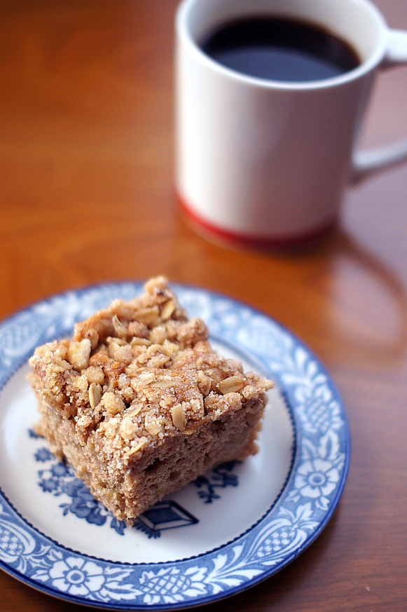 Apple Cinnamon Coffee Cake