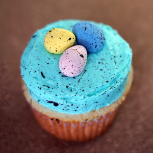 Speckled Egg Easter Cupcakes