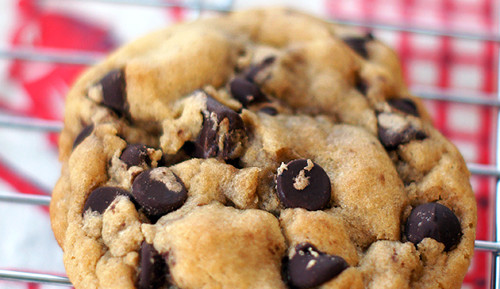 Soft and Chewy Chocolate Chip Cookies