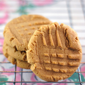 Classic Peanut Butter Cookies