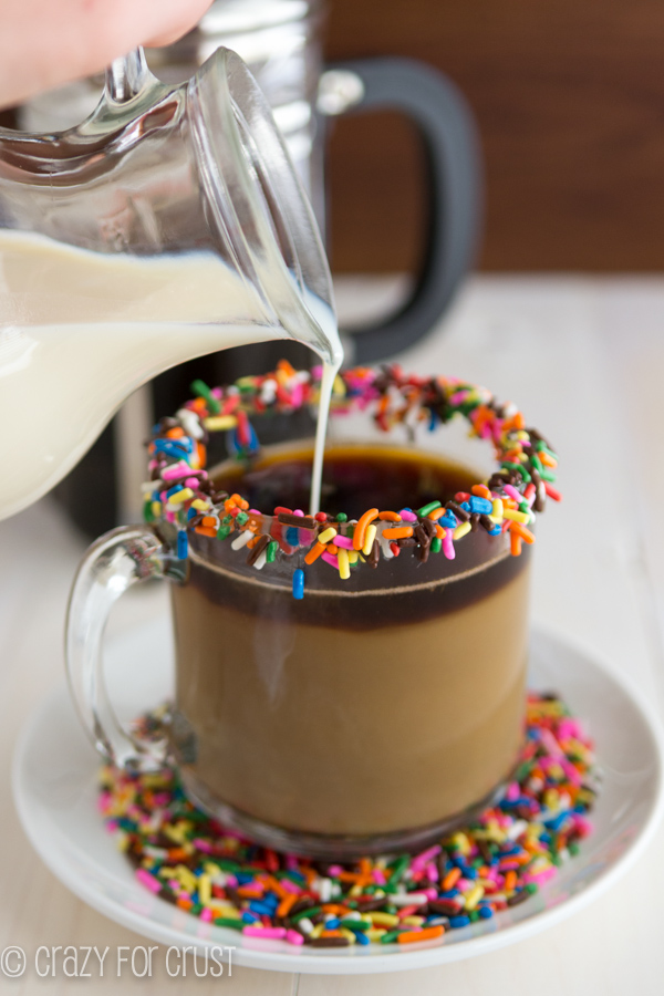 Funfetti-Coffee-Creamer-2-of-5