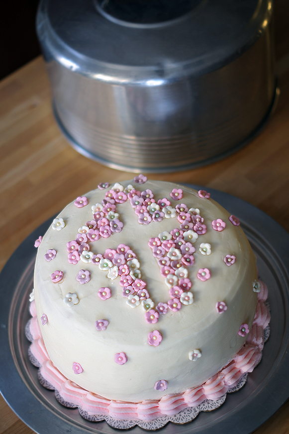 Pink Floral Baptism Cake - Perfect for a baby girl! #christening #firstcommunion