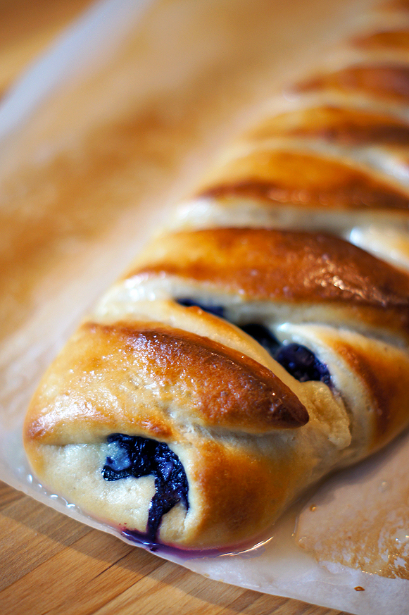 Easy Blueberry Cheese Danish (from scratch!) #breakfast #brunch #easter